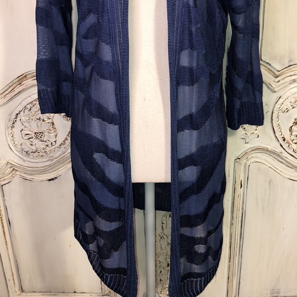 Travelers Collection By Chico’s 100% Rayon Navy Lightweight Cardigan Size 0 - Picture 5 of 12